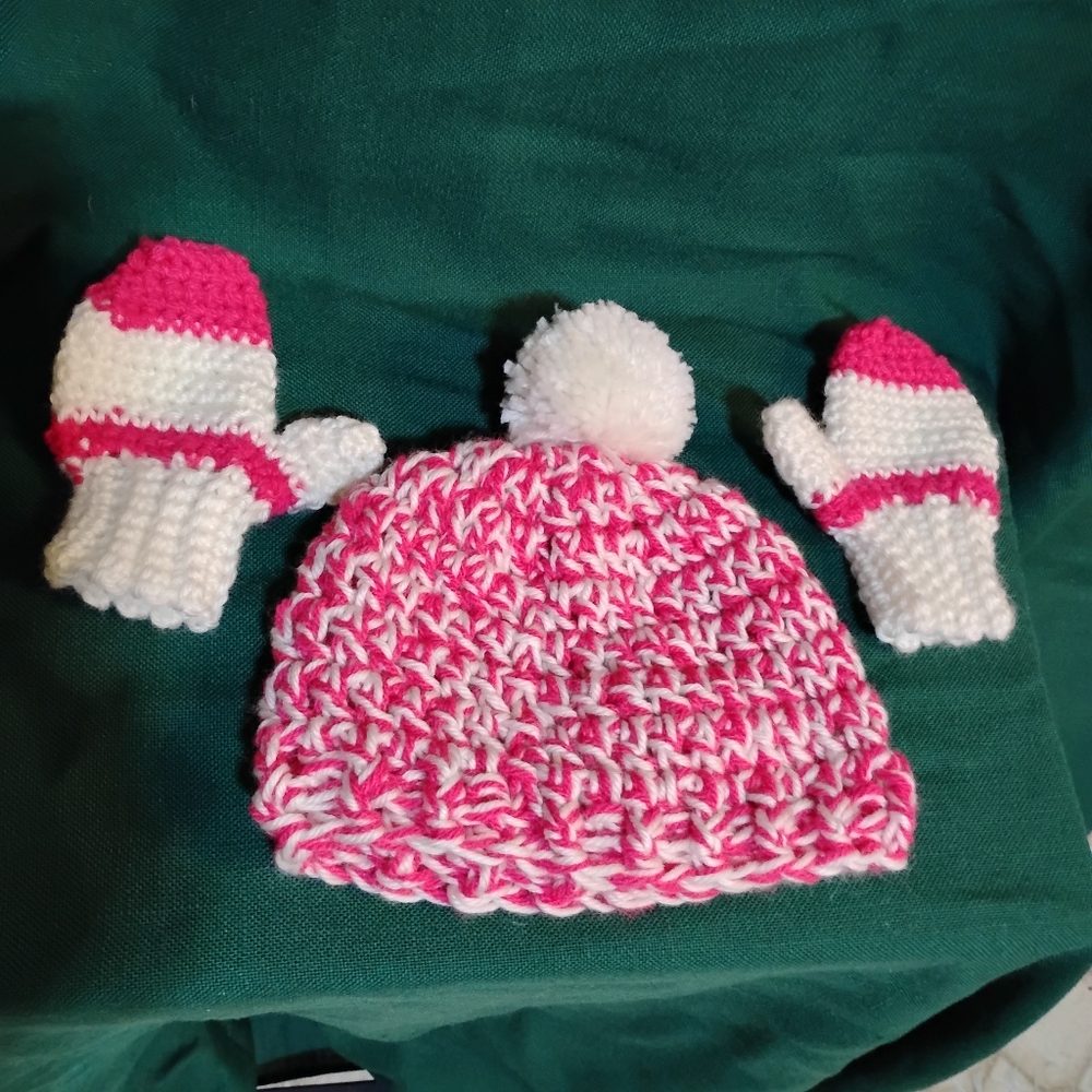Handmade Crochet Baby Girl Hat & Mittens